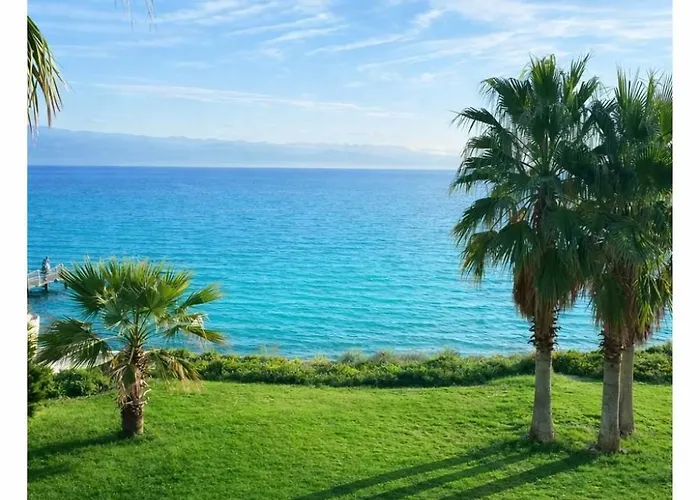 Beachfront Duplex 3-br In Pelitkoey, Access 别墅 Ören