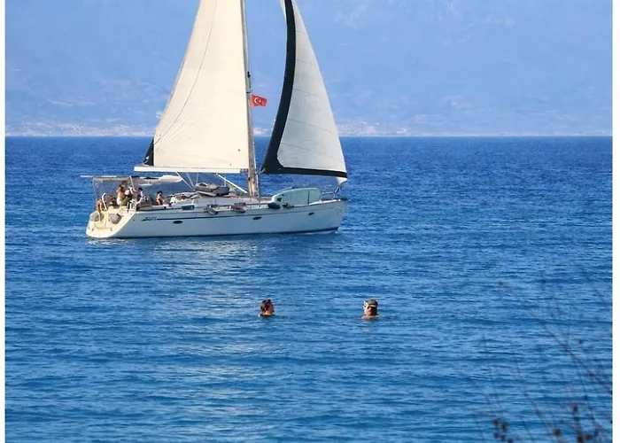 Beachfront Duplex 3-br In Pelitkoey, Access Ören