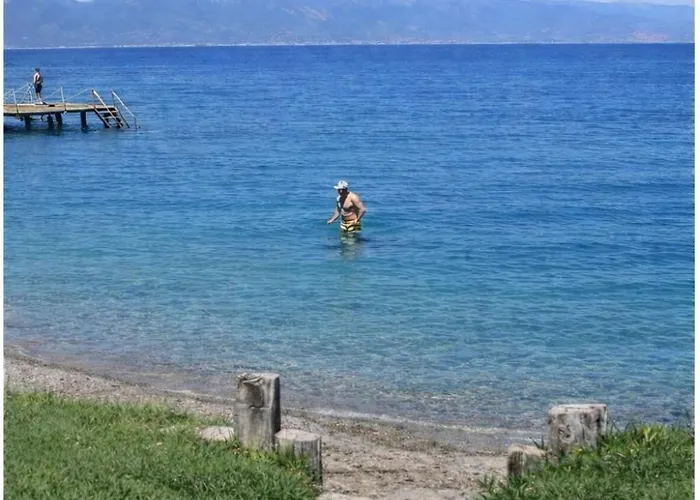 别墅 Beachfront Duplex 3-br In Pelitkoey, Access