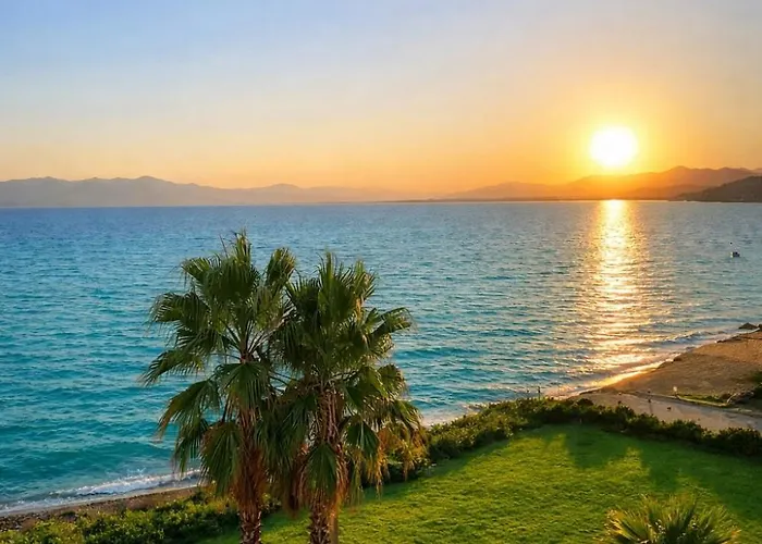 Beachfront Duplex 3-br In Pelitkoey, Access 别墅