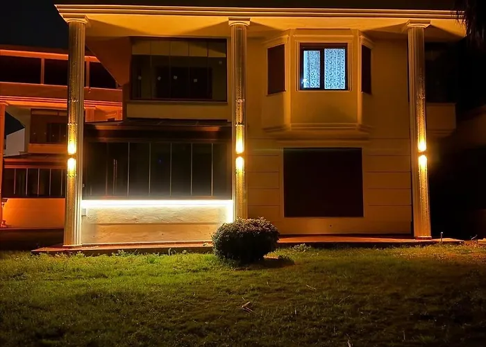 Beachfront Duplex 3-br In Pelitkoey, Access 别墅 *