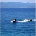 Beachfront Duplex 3-br In Pelitkoey, Access *